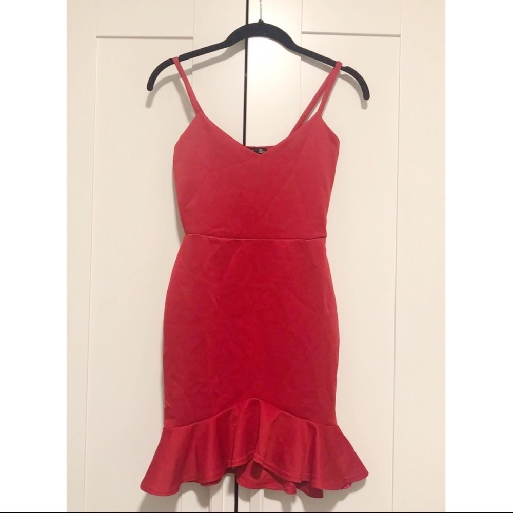 NWT Boohoo Stretch Ruffle Fitted Mini Red Dress